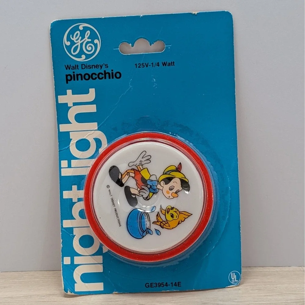 GE Walt Disney Pinocchio Night Light 125V 1/4 Watt Vintage 1977 NIB Working
